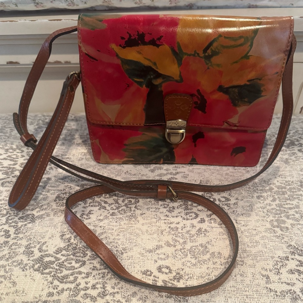 NWOT Patricia Nash Crossbody
